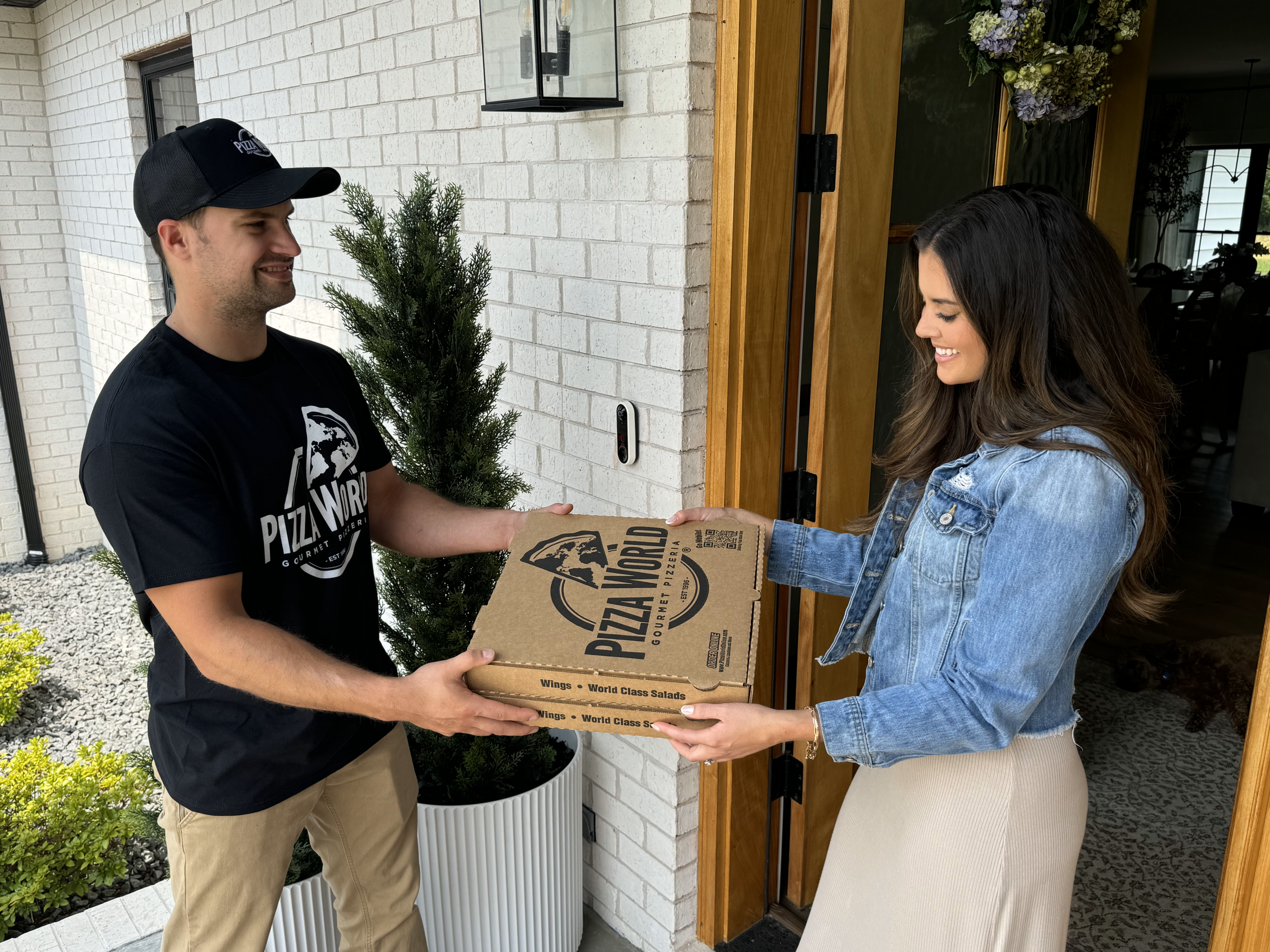 delivery photo delivery photo